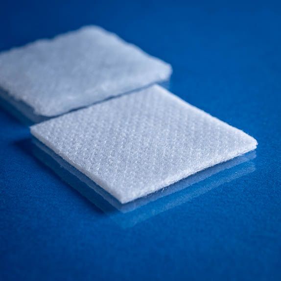 Type 2786 190gsm Washable Superabsorbent Needlepunch Nonwoven Fabric with top and bottom laminates close up