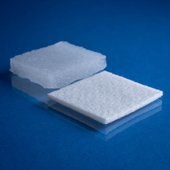 Type 2717 240gsm Superabsorbent Airlaid Nonwoven Fabric shown on a blue background